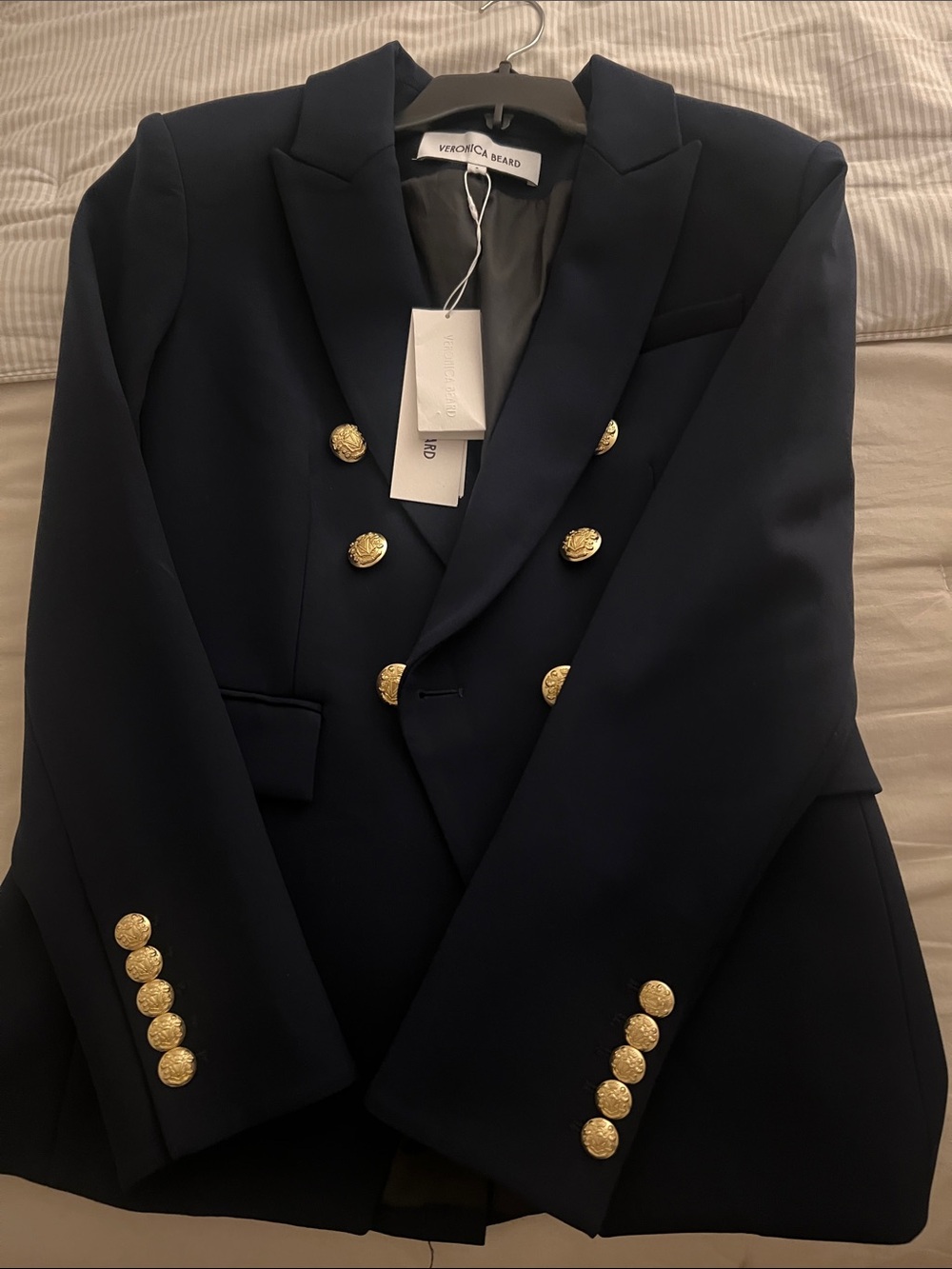 - Veronica Beard Miller veronica beard blazer.
Miller Dickey Jacket - Picture 4 of 5